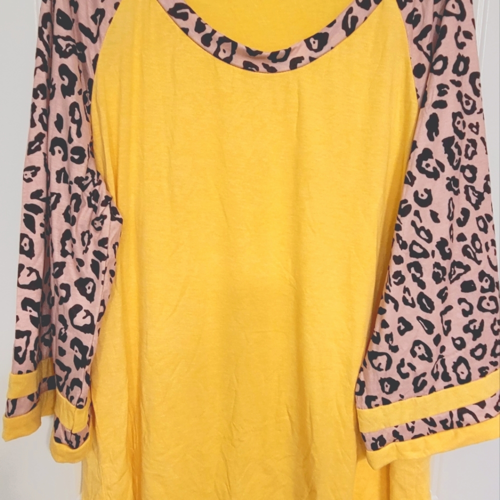 3/4 sleeve shirt
